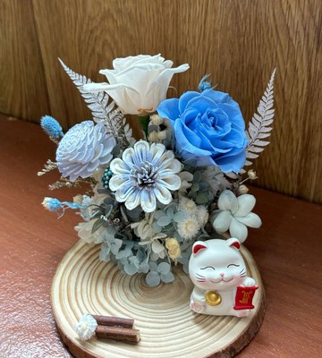 癒心花藝 | 雲朵雪酪永生花名片座 開幕花禮/升遷花禮