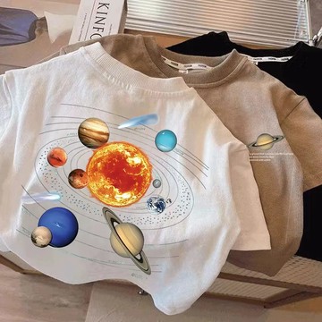 純棉男童短袖T恤太陽系大行星純棉銀河印花兒童帥氣外穿上衣潮t 童裝 兒童上衣 兒童短袖 男童短袖T恤 兒童休閒上衣