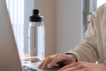 【2件79折】新品 RIVERS LOOP AIR冷水壺850ml-四色