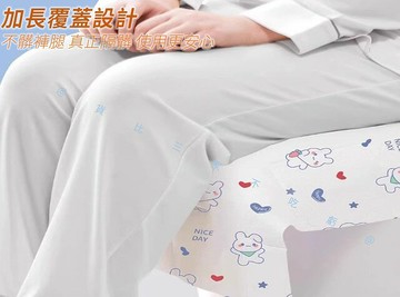 一次性卡通馬桶墊 馬桶坐墊紙 坐式馬桶 衛生 背膠 旅行馬桶墊 產婦必備 出差必備 卡通印花 雙層 外出必備 通用款