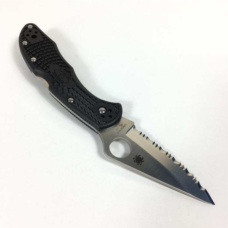 スパイダルコ デリカ4 VG-10 フォールディングナイフ 折りたたみナイフ SPYDERCO シルバー系