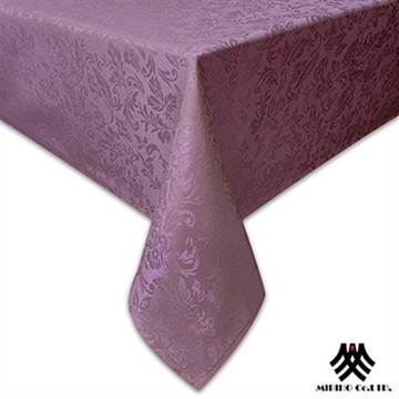 《M.B.H─浪漫花草》緹花防潑水桌巾(深咖)(140x180cm)