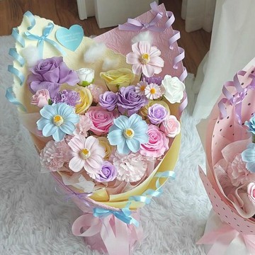 ❀【花中世界】❀多巴胺仿真玫瑰花束成品混搭花束生日禮物情人節送女生驚喜手捧花