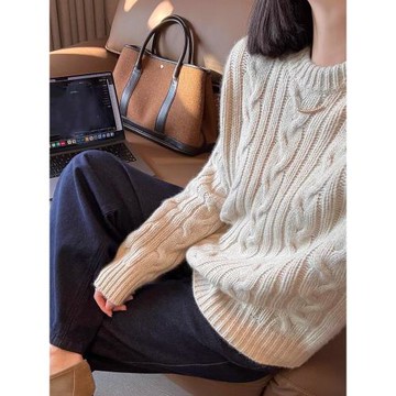 冷淡系高級感杏色絞花針織衫2026春季氣質名媛風百搭軟糯疊穿毛衣