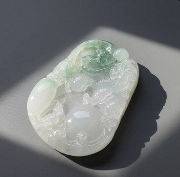 冰種飄綠翡翠貔貅錢鼠項鍊  | 天然緬甸玉翡翠A貨 | 送禮