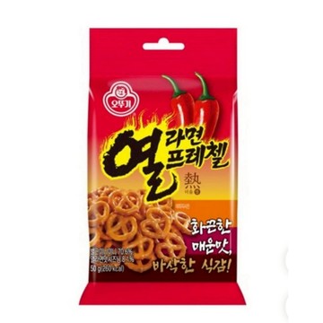 【不倒翁熱拉麵聯名】韓國🇰🇷Ottogi 辣味椒鹽蝴蝶脆餅 50g | 辣味脆餅 蝴蝶酥 椒鹽餅乾 下酒菜 韓國零食
