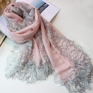 蕾絲花邊棉麻圍巾淑女范春秋冬季薄款披肩旅游絲巾長款個性紗巾1入