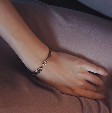 【預購】古典方塊鋯石 變化扁蛇手鏈