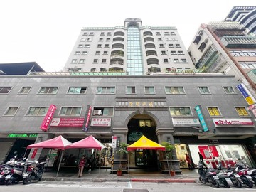 儀居團隊FZ8榮耀鴻禧不二價臻首選｜台北市萬華區貴陽街二段