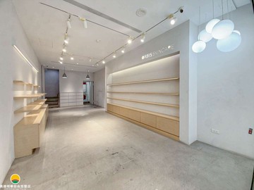 三多SOGO對⾯捷運站商五透店｜高雄市苓雅區三多三路