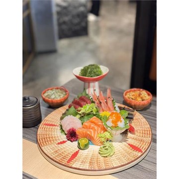 日式刺身拼盤陶瓷壽司盤創意圓形平板盤復古烤肉盤和牛盤料理餐具