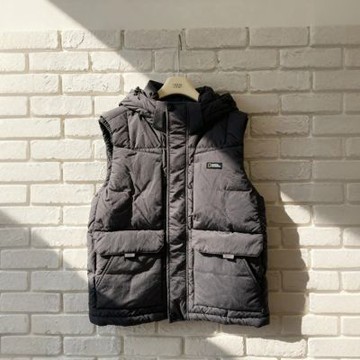 NATIONAL GEOGRAPHIC 多口袋可拆式連帽鴨絨背心