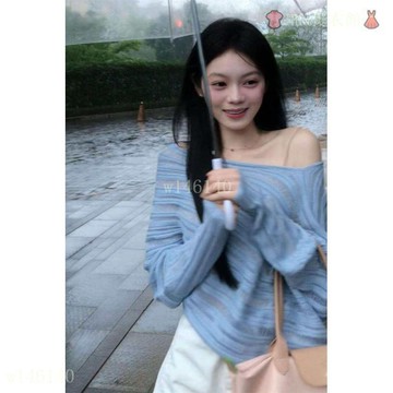 【核心賣點】法式不規則蝙蝠袖斜肩藍色長袖針織衫女 防曬罩衫 薄上衣 透膚上衣 透紗上衣 罩衫上衣 蝙蝠袖上衣 藍色上衣女