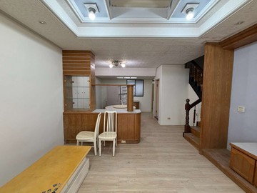 淡水｜超大坪數雙層＋合法夾層｜類透天大空間甜甜價｜新北市淡水區鄧公路