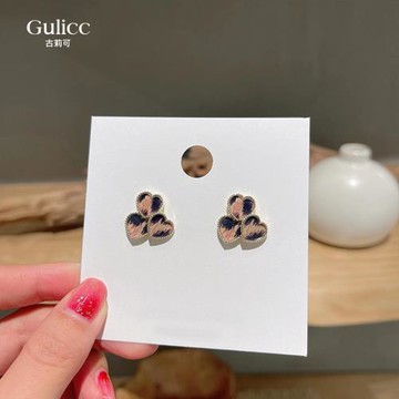 【Gulicc】古莉可 韓國 復古 豹紋 小愛心 耳環(飾品 耳飾 耳墜 耳扣 耳環 情人節 母親節 七夕 生日禮物)