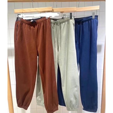 山系日系0系列加絨褲子2024秋冬休閑運動寬松針織覆膜布錐褲子女