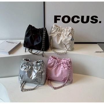 鍊條蝴蝶結側背包 肩背包 蝴蝶結 小包包 銀色 水桶包 甜側背包斜背包蝴蝶結包包女新款2024時尚高級質感單肩包夏天流