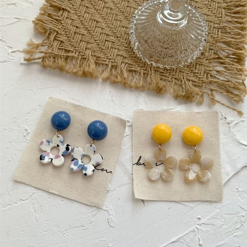 フラワーピアス フラワーイヤリング レディース アクセサリー ピアス イヤリング 揺れる ポップ カジュアル 花 フラワー 小さい 小さめ マーブル 通販 Lineポイント最大1 0 Get Lineショッピング