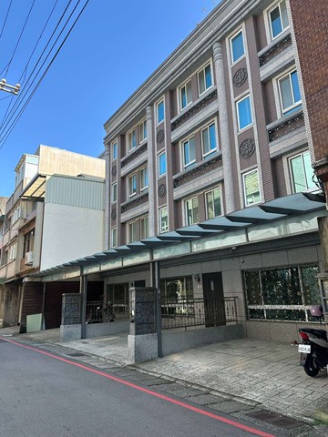 股市夯大降價~SOGO忠福稀有電梯別墅｜桃園市中壢區延平路