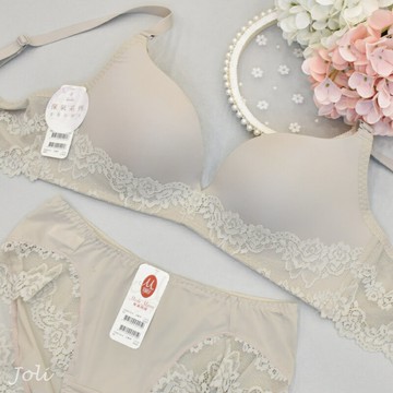 【現貨新降】曼黛瑪璉 保氧 無鋼圈 R69019【B-E罩杯】北歐棕LZ 內衣-喬妮內衣專賣