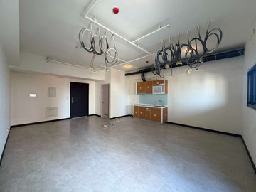 愛情河左岸全新高樓小資宅｜高雄市前金區河東路