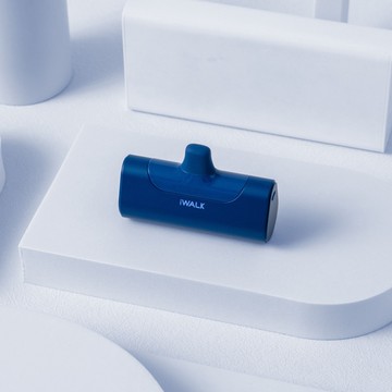 iWalk｜四代直插式行動電源 加長版 - 藍色