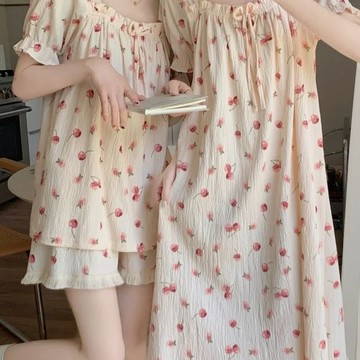 睡衣女  閨蜜裝ins風清新睡裙夏季女短袖雲朵棉睡衣女甜美寬鬆家居服套裝  WHr