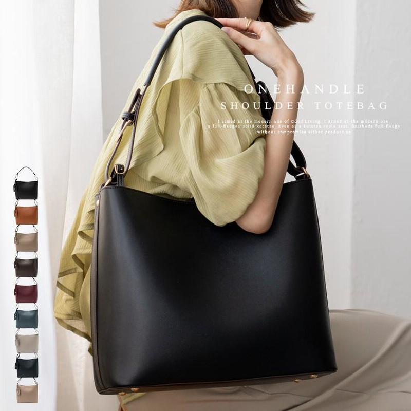 【スケ様】COACH マーケット トートバッグ ビジネス 通勤 肩掛け A4収納 COACH - 【極美品】COACH マーケット トートバッグ ビジネス