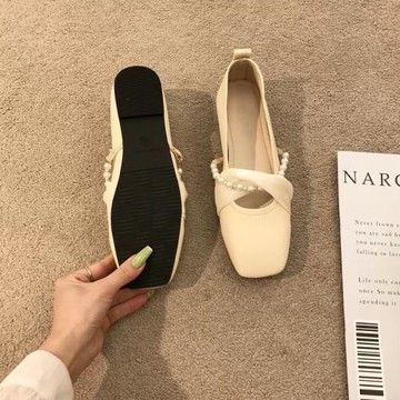 2025春季新款低跟軟底設計感小眾單鞋女方頭舒適晚晚風奶奶鞋孕婦