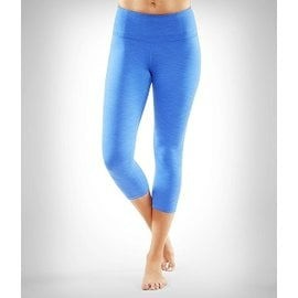 Essential capri Mazarine 七分練習褲