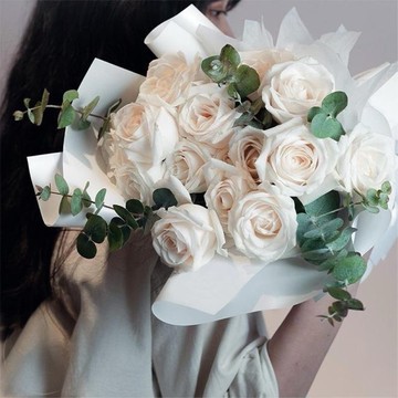 伊莉莎白玫瑰鮮花花束