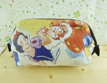 【震撼精品百貨】公主 系列Princess 圓化妝包-白雪公主(復古) 震撼日式精品百貨