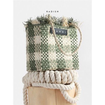 夏季新品手工編織紙草撞色菜籃子小方包手提手挽海邊度假女格子包