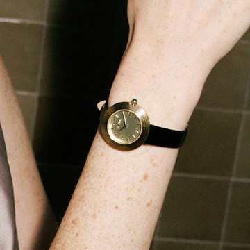 【Ven & Qu】Volante 金色腕錶 – 29mm 錶殼, 黑色皮革錶帶