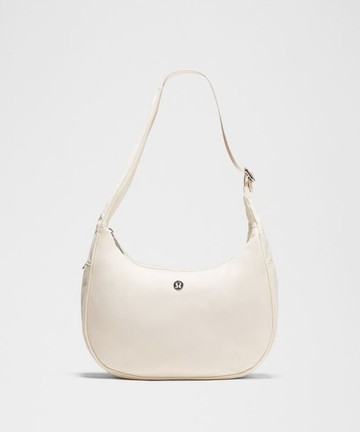City Essentials Shoulder Bag 4L