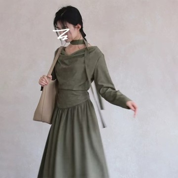 韓係綠色洋裝 連衣裙 長裙 裙子 韓係綠色氣質長袖連衣裙子女秋新款簡單大方高級感溫柔長裙 大尺碼服飾 平價女裝 韓版女裝