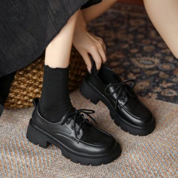 2024秋冬新款厚底女英倫風松糕增高深口單鞋英倫風復古軟皮單鞋女
