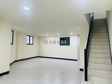 北勢國小4套房衛浴開窗金陵路整新透天｜桃園市平鎮區金陵路三段