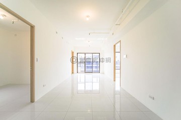 ★左營｜捷運R15｜全新未住｜邊間頂層3房平車★｜高雄市左營區重立路