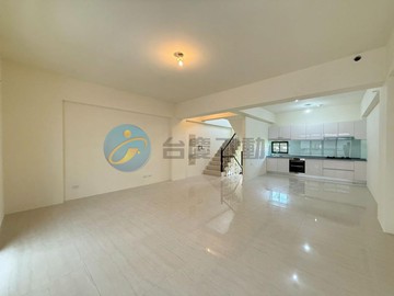 （臻善）全新大四房大面寬5.8米雙車美墅｜新竹市北區延平路三段