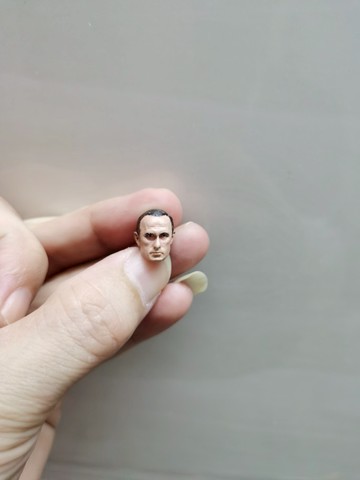 1/18 3.75俄軍兵人頭雕 非真人