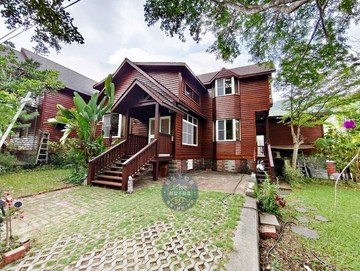 山景・溫泉・雙併小木屋 ｜台南市東山區青山