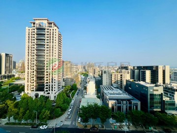 精銳雲精銳建設品質保證|三房次頂樓精品宅｜台中市南屯區新富路