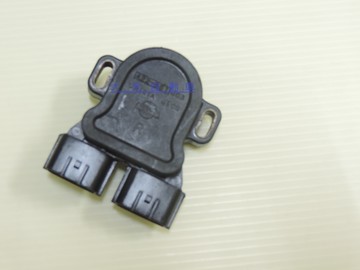 大禾自動車 原廠 TPS油門位置感知器/節氣門位置感知器 CEFIRO A33/SENTRA N16/180