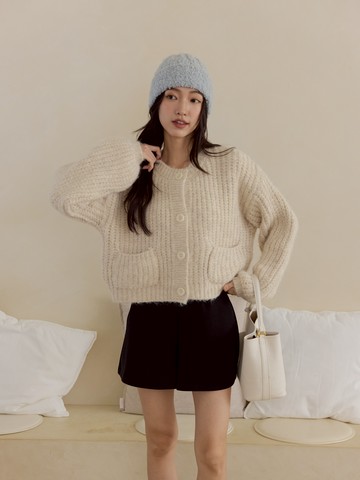 粗鉤織澎袖排釦針織