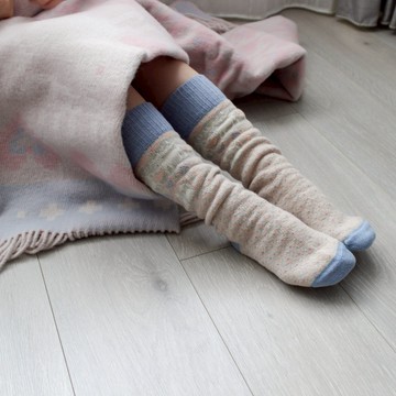 瑞典Ojbro Vantfabrik 經典膝下長筒羊毛襪 親愛的家人 - Medium 24至26 cm