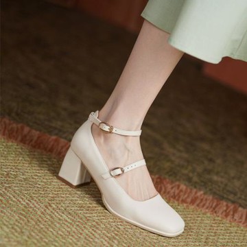 歐美風皮帶扣淺口方頭粗跟單鞋大碼44 45 46 47 48碼中跟鞋大碼47