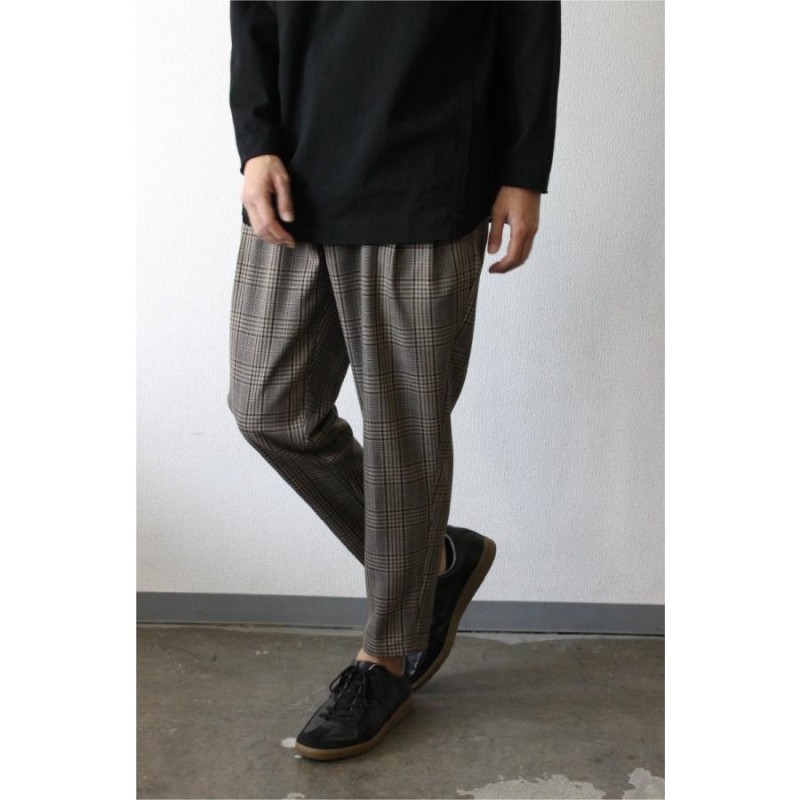 LiSS】STRETCH TAPERED CROPPED PANTS LiS-104601B リス ストレッチ