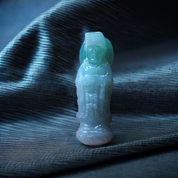 冰種飄綠翡翠精雕媽祖 | 天然緬甸玉翡翠A貨 | 送禮