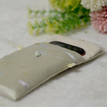 高檔翻蓋女士手機包斜背包外出手拿零錢包收納布袋中式隨手包便攜